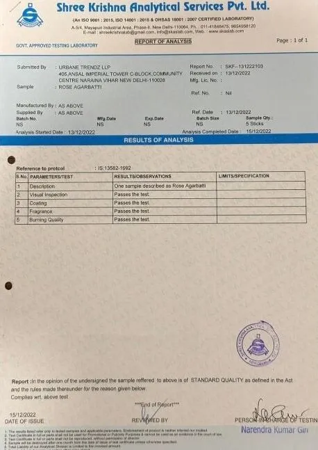 Black and White Minimalist Motivational Typography Frame Quote Facebook Post (3).jpg (1) (1)